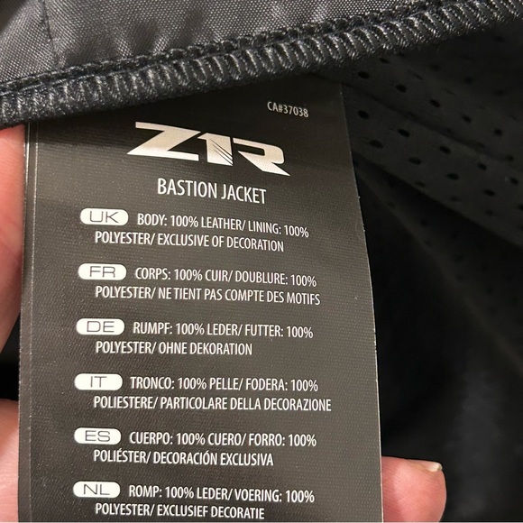 Z1R Bastion Black Leather Jacket Removable Lining Conceal/Carry Pockets - EUC+ - Picture 5 of 15